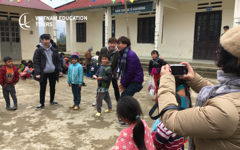 volunteer-cat-cat-village-1